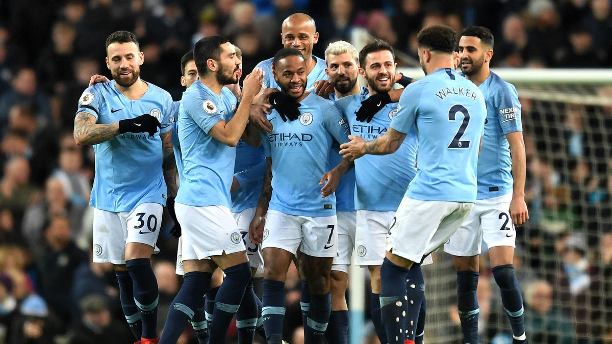 Raheem Sterling (M.) war der überragende Mann auf dem Rasen Raheem Sterling (M.) war der überragende Mann auf dem Rasen