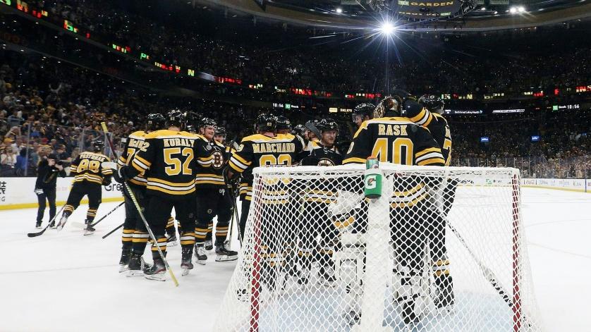 Spiel eins geht an die Boston Bruins Spiel eins geht an die Boston Bruins