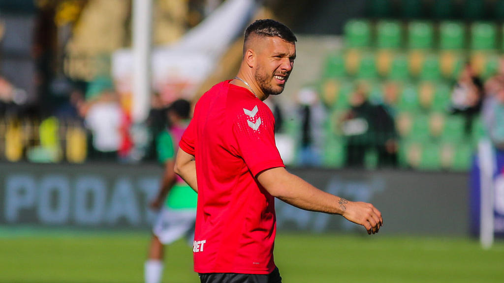 Podolski spielte zwischen 2006 und 2009 selbst beim FC Bayern Podolski spielte zwischen 2006 und 2009 selbst beim FC Bayern