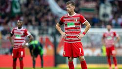 Florian Niederlechner steht noch beim FC Augsburg unter Vertrag.