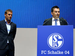 Schalke-Manager Christian Heidel (re.) hat sich zum Aus von Markus Weinzierl im Sommer 2017 geäußert