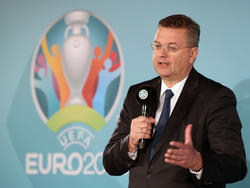 DFB-Boss Grindel ist "zuversichtlich, im Dialog zu Lösungen zu kommen"