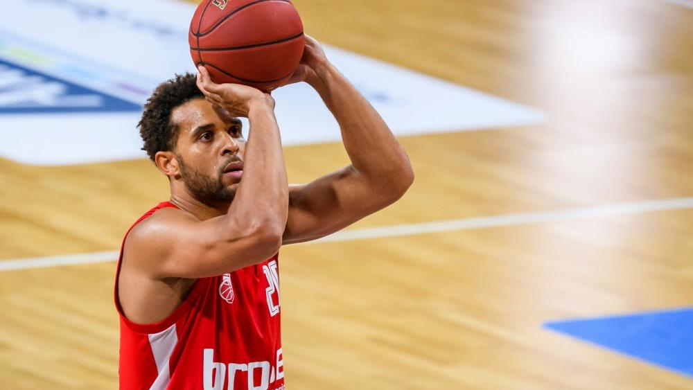 Elias Harris wechselt zu den MHP Riesen Ludwigsburg Elias Harris wechselt zu den MHP Riesen Ludwigsburg