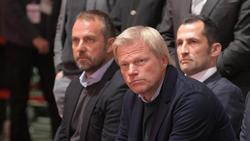 Vorstand beim FC Bayern: Oliver Kahn (M.)