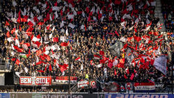154 Fans des AZ Alkmaar wurden nach dem Spiel bei Ajax Amsterdam festgenommen