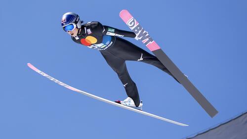 Kobayashi sprang zu einem neuen (inoffiziellen) Skisprung-Weltrekord