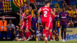 Stuani celebra un tanto al Barça con la camiseta del Girona. (Foto: Getty)