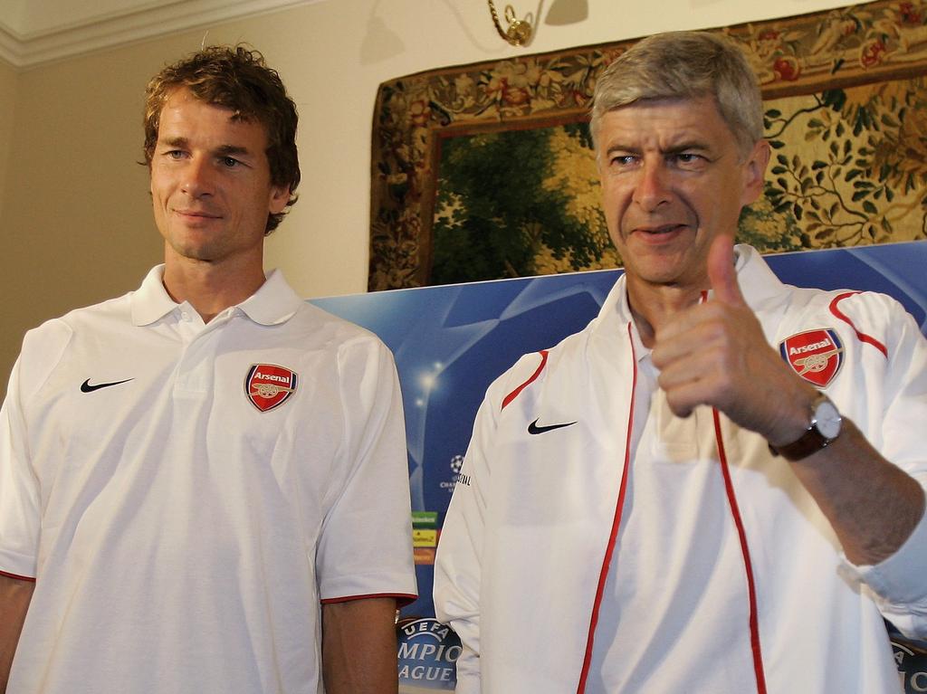 Jens Lehmann (l.) und Arsène Wenger arbeiteten bereits mehrere Jahre bei Arsenal zusammen