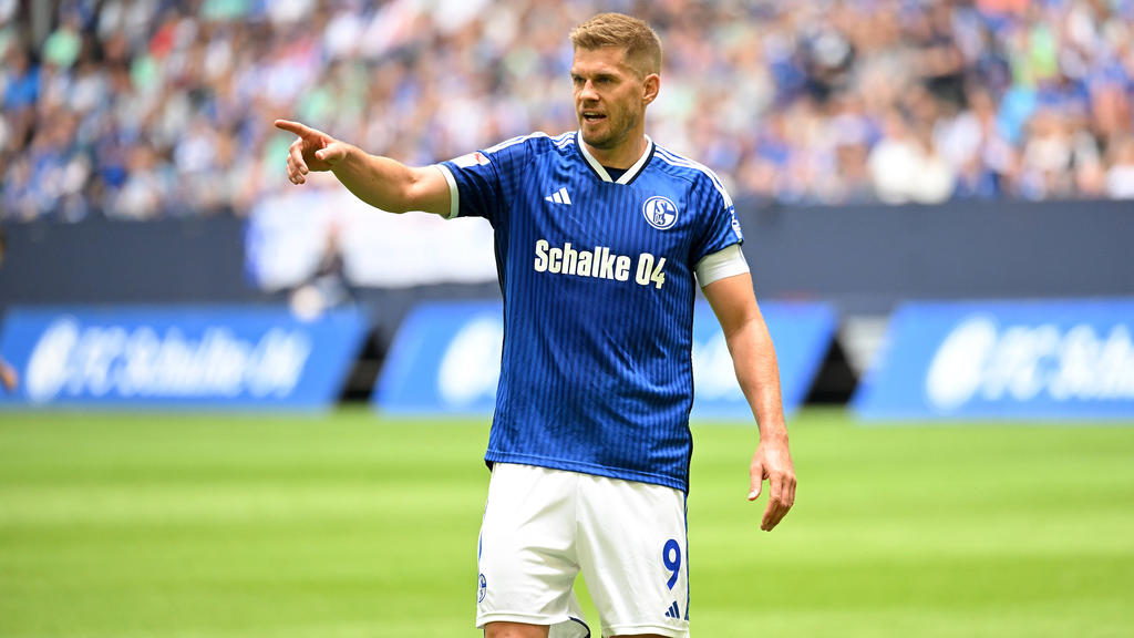 Neuer Kapitän des FC Schalke 04: Simon Terodde