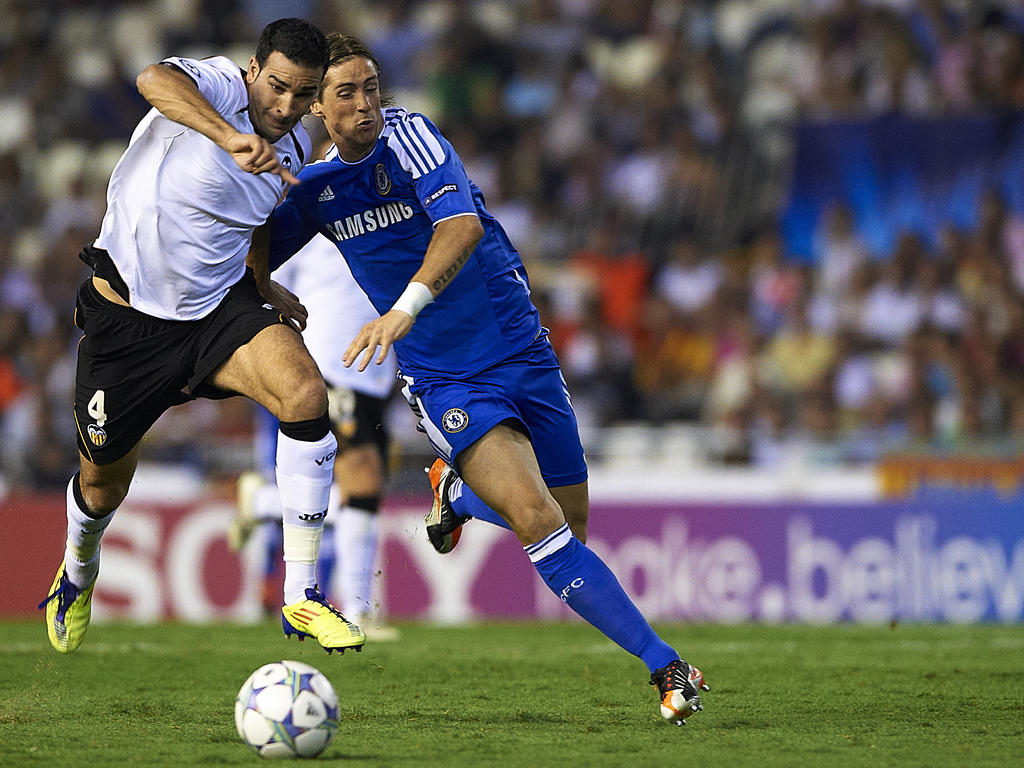 Лч 2011. Фернандо Торрес Валенсия. Adil rami Valencia.