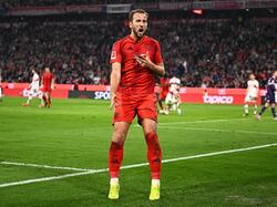 Harry Kane trifft beim Sieg gegen Stuttgart dreifach.