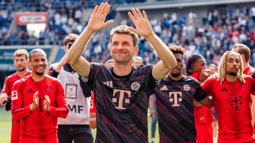 Setzt Thomas Müller seine Karriere nach seinem Aus beim FC Bayern in Österreich fort? Setzt Thomas Müller seine Karriere nach seinem Aus beim FC Bayern in Österreich fort?