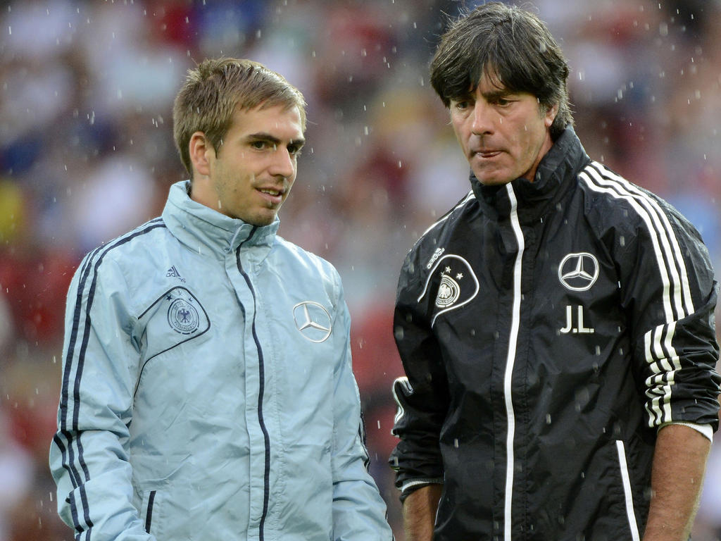 Joachim Löw (r.) mit seinem Kapitän Philipp Lahm