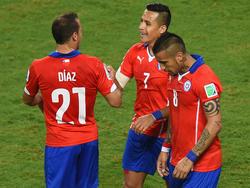 Arturo Vidal (r.) und Alexis Sánchez (M.) stehen für die erfolgreiche Generation des chilenischen Fußballs
