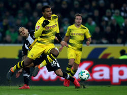 Manuel Akanji (vorn) von Borussia Dortmund zeigt sich selbstbewusst