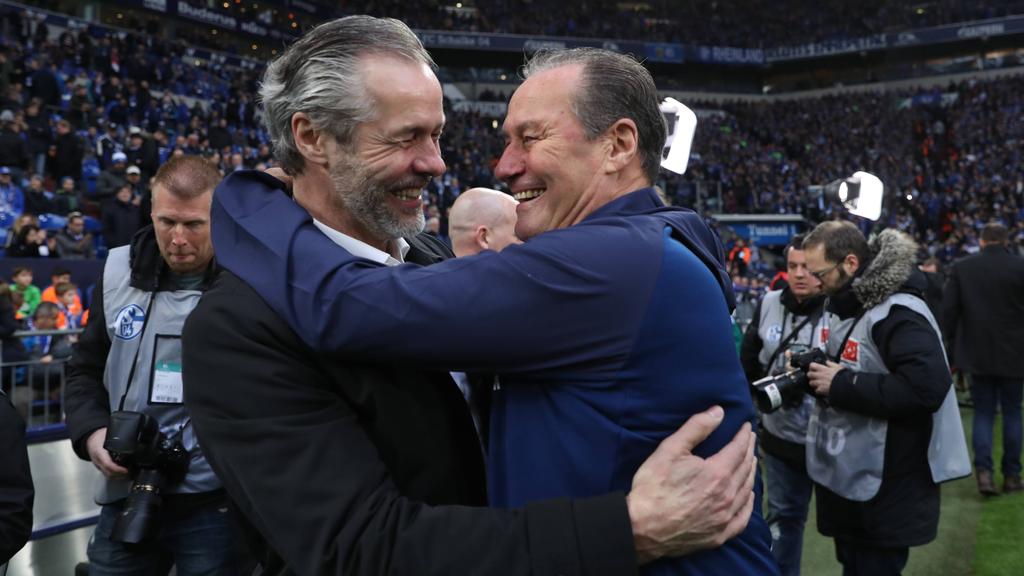 Johan de Kock (l.) hätte sich gerne für den FC Schalke 04 eingebracht (Bild aus dem Jahr 2019 mit Jahrhunderttrainer Huub Stevens) Johan de Kock (l.) hätte sich gerne für den FC Schalke 04 eingebracht (Bild aus dem Jahr 2019 mit Jahrhunderttrainer Huub Stevens)