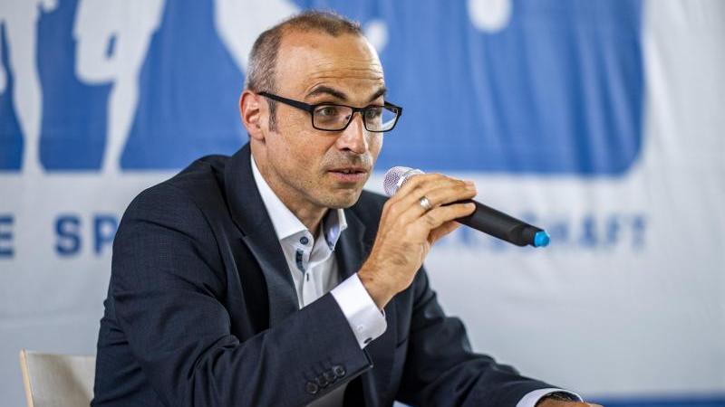 Hält eine Gehaltsobergrenze für Fußballer für wenig sinnvoll: Ulf Baranowsky Hält eine Gehaltsobergrenze für Fußballer für wenig sinnvoll: Ulf Baranowsky