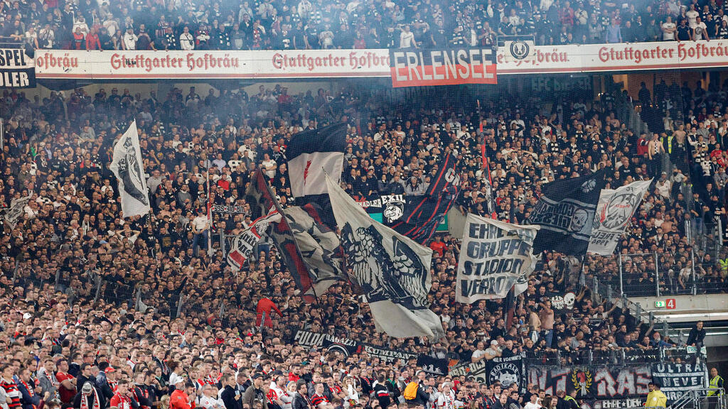 Die Bundesliga hat in ihrer Geschichte viele kuriose und großartige Momente hervorgebracht Die Bundesliga hat in ihrer Geschichte viele kuriose und großartige Momente hervorgebracht