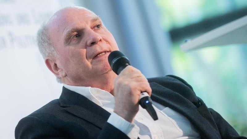 Macht sich für die Bundesliga stark: Bayern-Präsident Uli Hoeneß Macht sich für die Bundesliga stark: Bayern-Präsident Uli Hoeneß