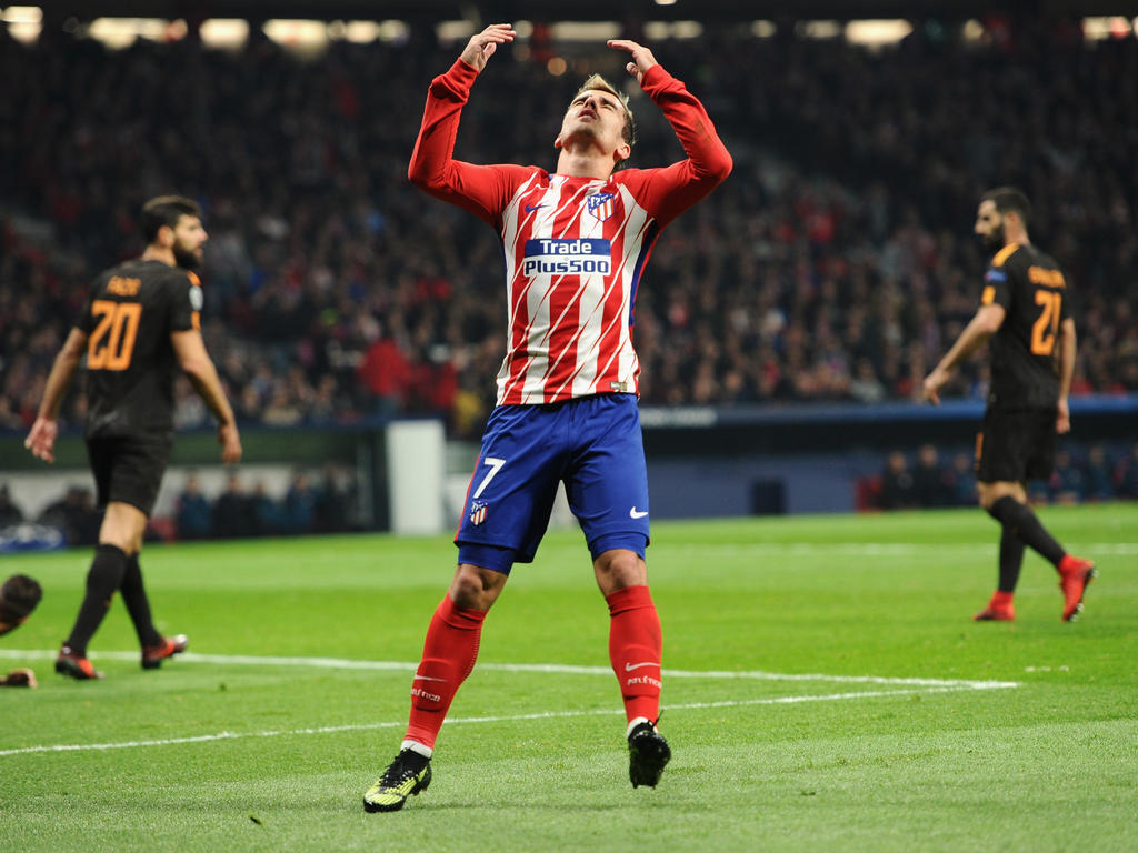 Antoine Griezmann droht mit seinem Top-Team Atlético Madrid das überraschende Aus in der Gruppenphase