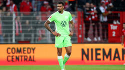 Lukas Nmecha vom VfL Wolfsburg hofft auf seine Chance