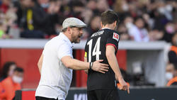 Nimmt Jonas Hector in Schutz: Steffen Baumgart (li.) vom 1. FC Köln