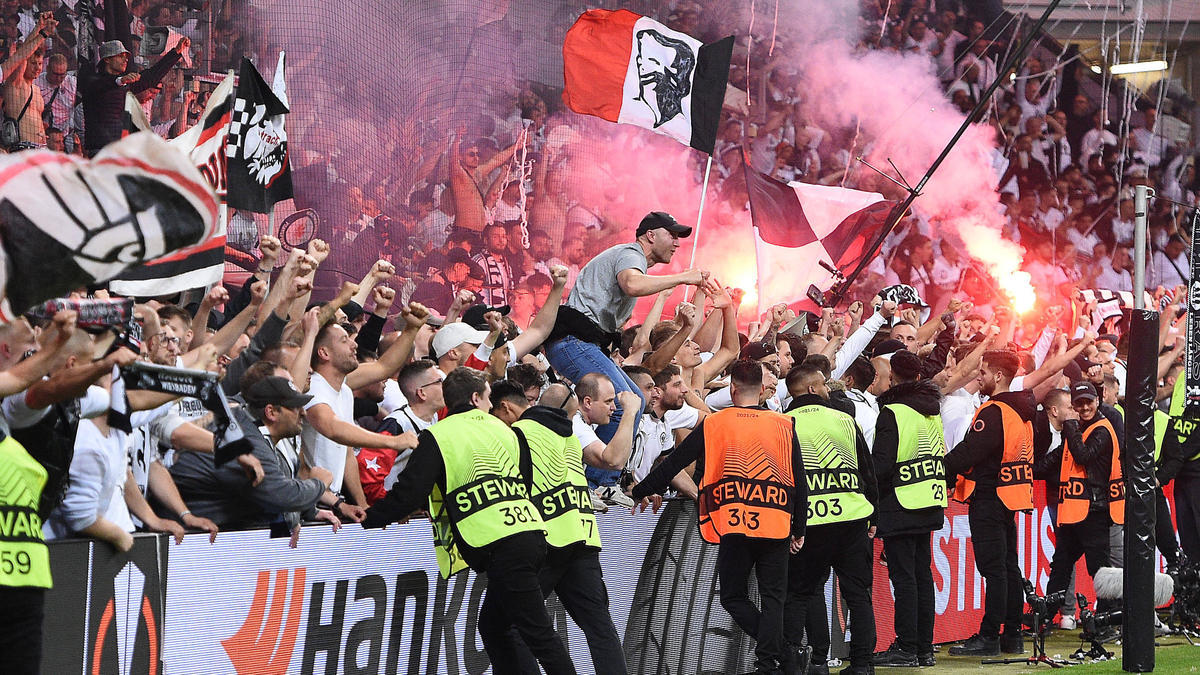 In Sevilla sorgten einige SGE-Fans für Ausschreitungen