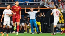 Sevillas Trainer José Luis Mendilibar reagiert beim EL-Finale am Spielfeldrand