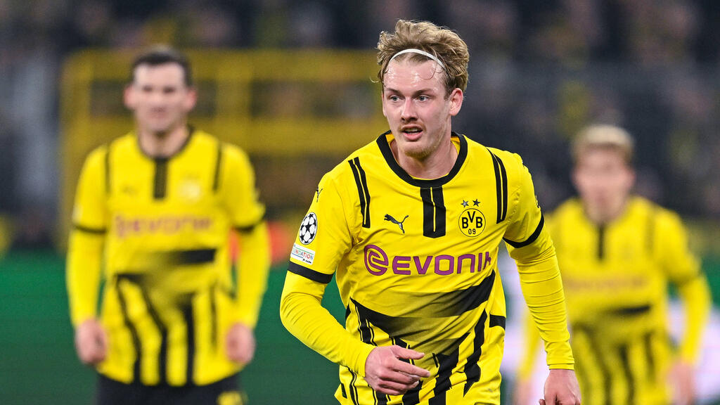 Julian Brandt durchlebt derzeit eine schwierige Phase beim BVB Julian Brandt durchlebt derzeit eine schwierige Phase beim BVB