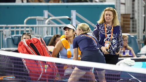 Emma Raducanu benötigte ärztliche Unterstützung beim Tennis-Masters in Miami