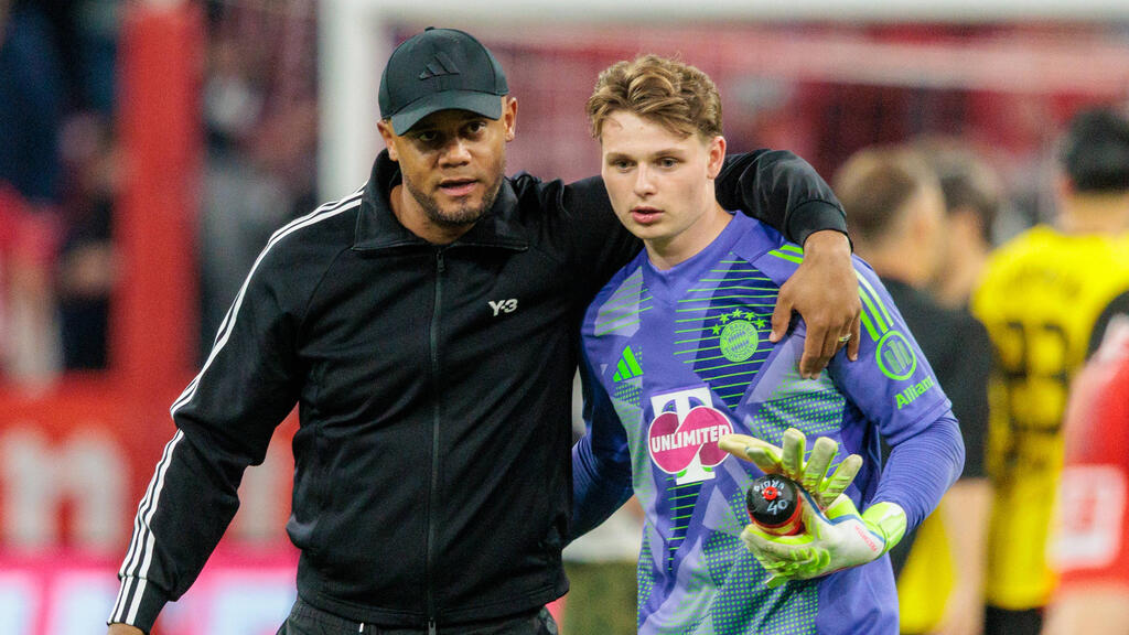 Bayern-Coach Vincent Kompany (l.) richtet den Fokus auf Inter Bayern-Coach Vincent Kompany (l.) richtet den Fokus auf Inter