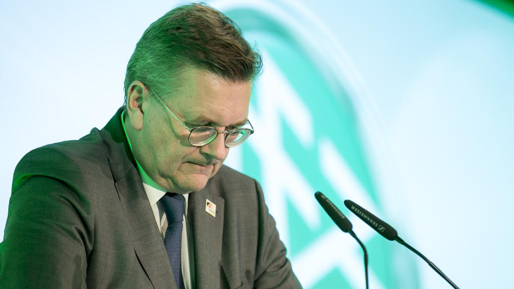 Reinhard Grindel räumt Fehler im Umgang mit Mesut Özil ein Reinhard Grindel räumt Fehler im Umgang mit Mesut Özil ein