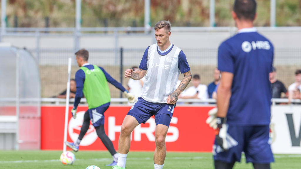 Verletzte sich im Training: Sebastian Polter vom FC Schalke 04 Verletzte sich im Training: Sebastian Polter vom FC Schalke 04