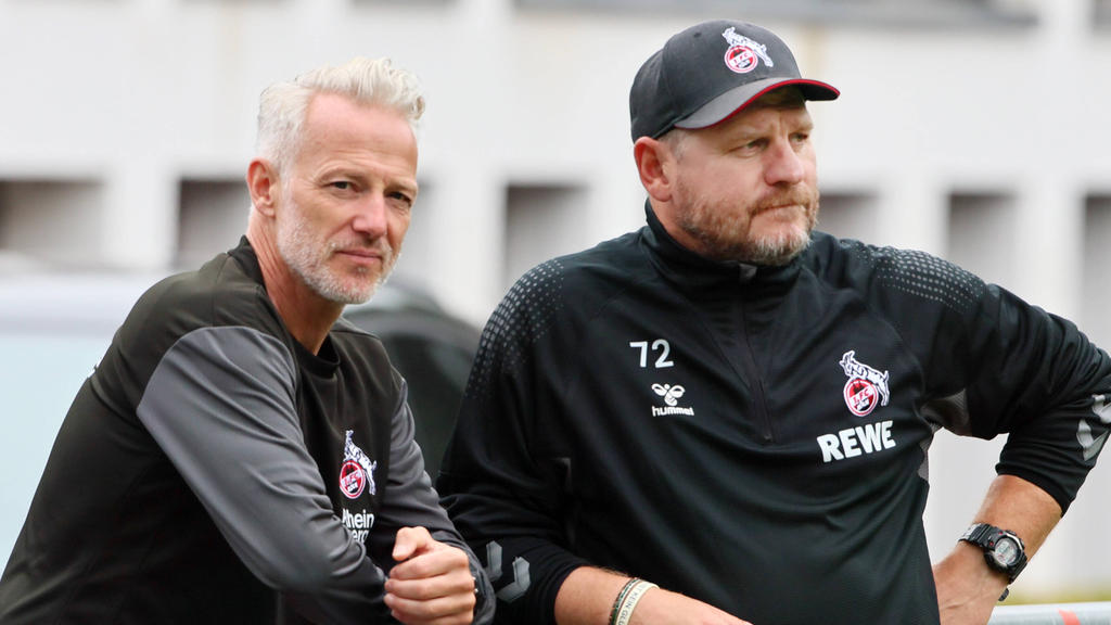 Trainer Mark Zimmermann (l.) verlässt den 1. FC Köln