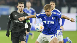 Keke Topp (r.) erzielte sein erstes Zweitliga-Tor für den FC Schalke 04