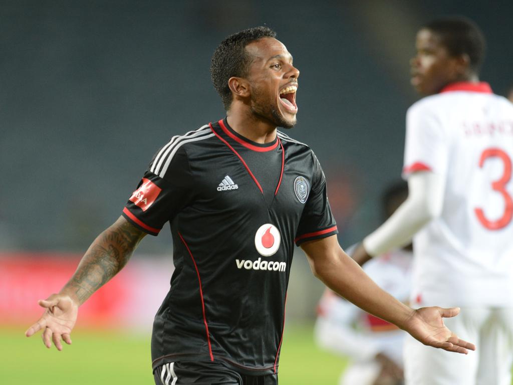 Orlando Pirates bolster squad with foreign striker and centreback