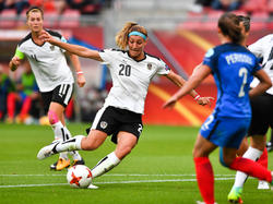 Het doelpunt van Lisa Makas dat Oostenrijk op 0-1 voorsprong zette.