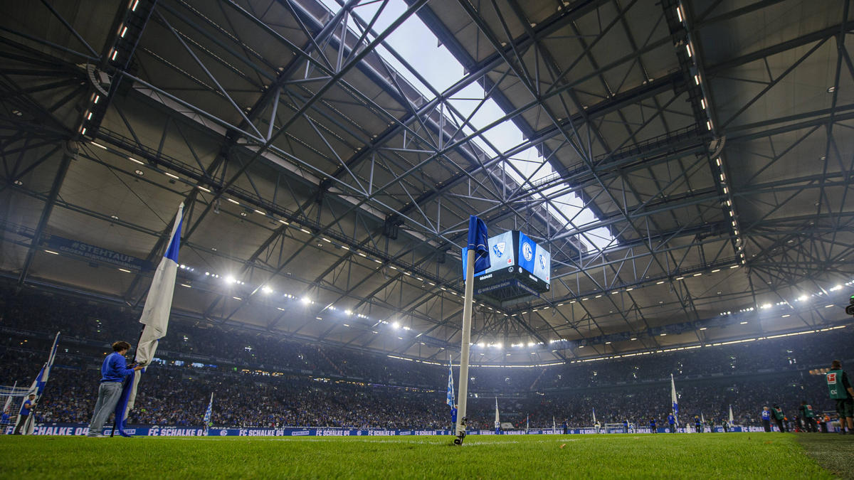 Beim FC Schalke 04 standen Fans plötzlich mit leeren Hände da