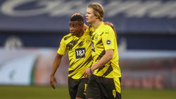 Stehen die beiden BVB-Stürmer Youssoufa Moukoko und Erling Haaland und bald gemeinsam auf dem Platz?