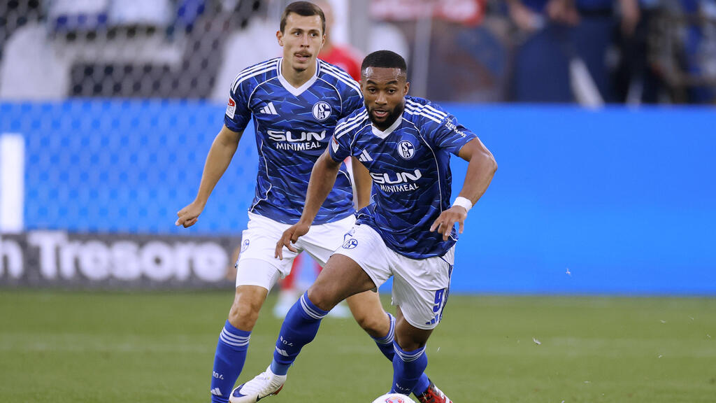 Bericht: Neues Millionen-Angebot für Schalke-Star Bericht: Neues Millionen-Angebot für Schalke-Star