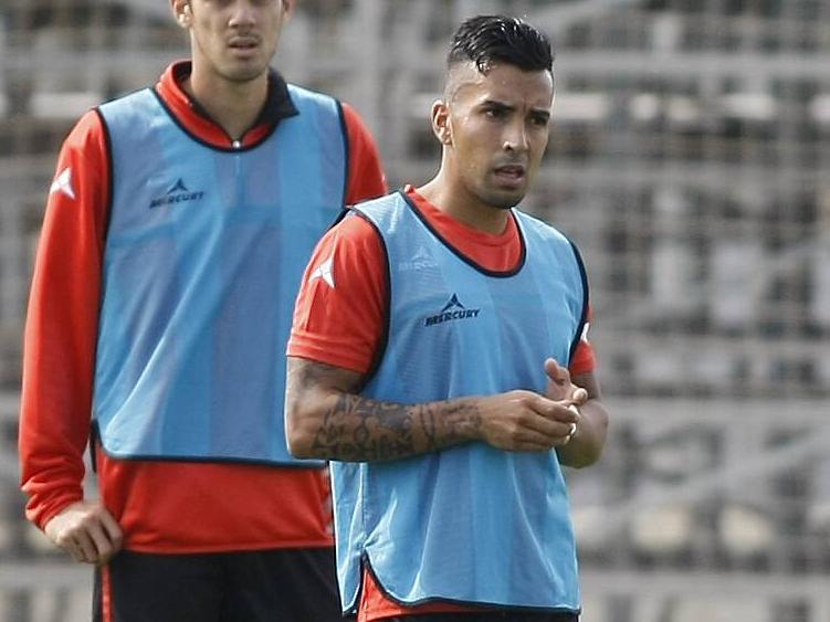 Jorge Díaz en un entrenamiento con el Real Zaragoza. (Foto: Imago)