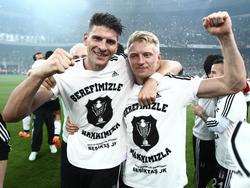 Mario Gomez und Andreas Beck feierten mit Beşiktaş die Meisterschaft