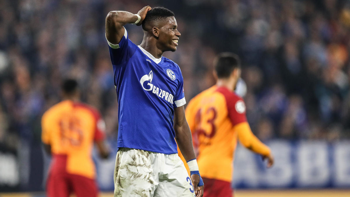 Der FC Schalke hofft auf den Einsatz von Breel Embolo Der FC Schalke hofft auf den Einsatz von Breel Embolo