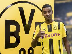 Der BVB gab nicht bekannt, wie lange der Vertrag von Alexander Isak läuft