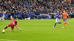 Tietz (re.) traf gegen den FC Schalke 04 doppelt