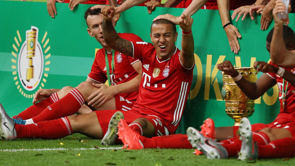 Verlässt Thiago den FC Bayern? Verlässt Thiago den FC Bayern?