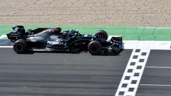 Mercedes-Fahrer Valtteri Bottas schien auf die Pole zu fahren, aber es kam anders ... Mercedes-Fahrer Valtteri Bottas schien auf die Pole zu fahren, aber es kam anders ...
