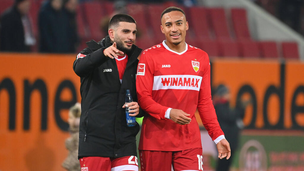 Jamie Leweling (r.) hat sich beim VfB Stuttgart prächtig entwickelt