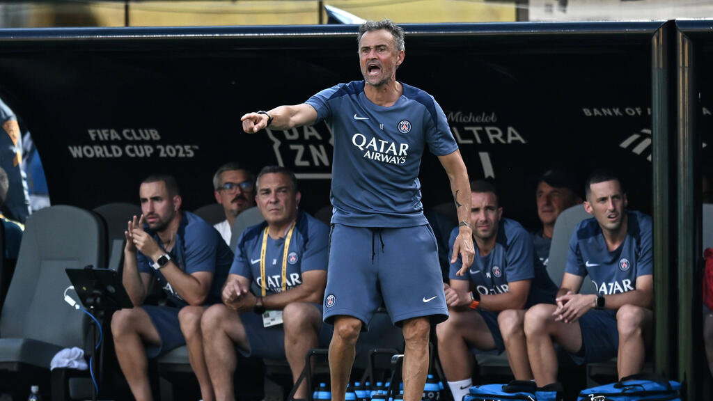 Luis Enrique hat bei der Klub-WM für einen Eklat gesorgt Luis Enrique hat bei der Klub-WM für einen Eklat gesorgt