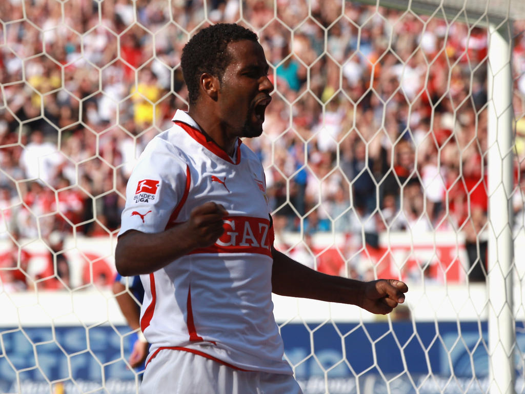 Cacau erzielte im Spiel gegen 1899 Hoffenheim mit dem VfB Stuttgart den 45.000 Treffer Cacau erzielte im Spiel gegen 1899 Hoffenheim mit dem VfB Stuttgart den 45.000 Treffer